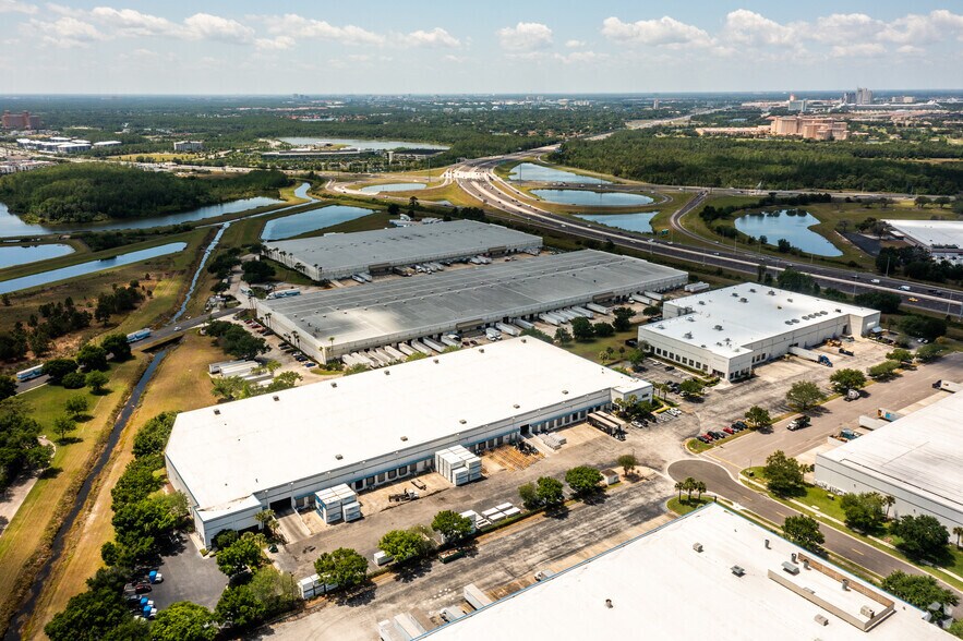More Photos Of 2500 Principal Row, Orlando Warehouse For Lease
