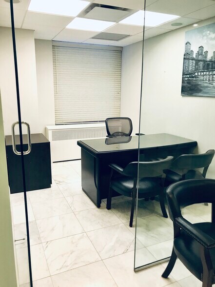 More Photos Of 34-36 W 44th St, New York Medical For Sale