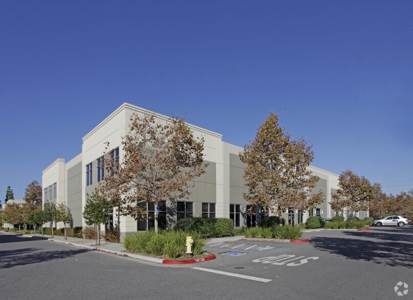 Primary Photo Of 1298 Kifer Rd, Sunnyvale Medical For Lease