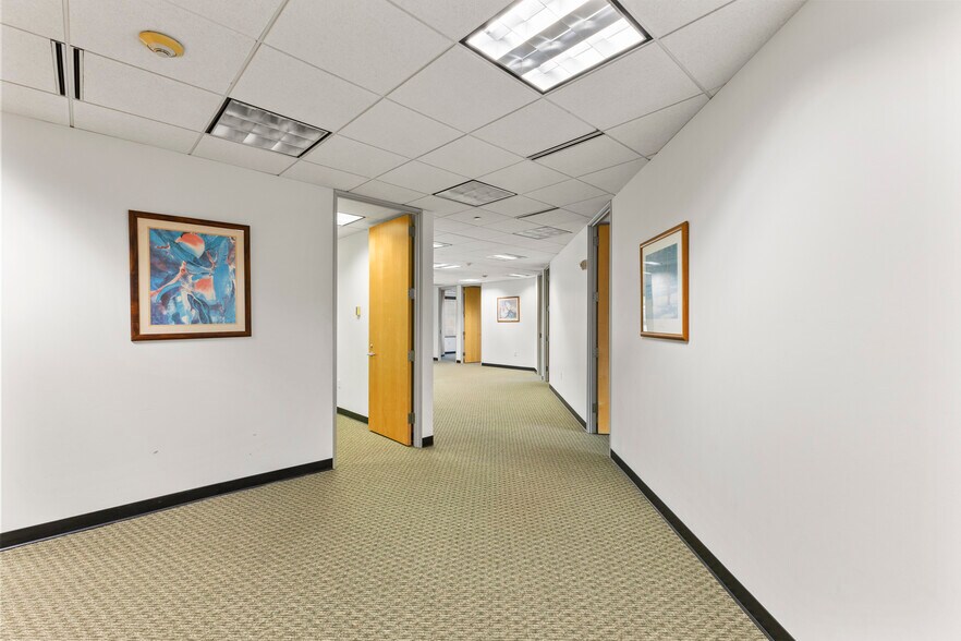 More Photos Of 1100 Alakea St, Honolulu Office For Lease