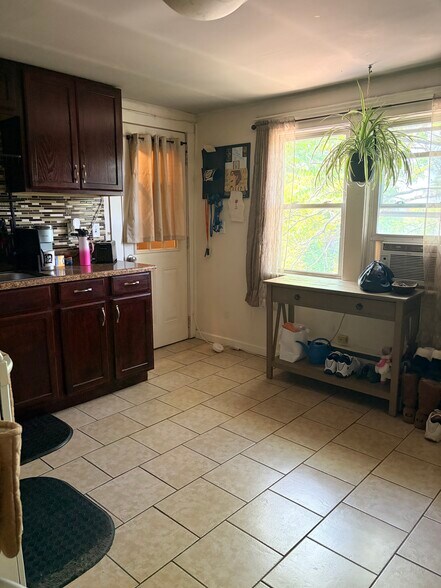 More Photos Of 405 Cogswell Ave, Syracuse Apartments For Sale