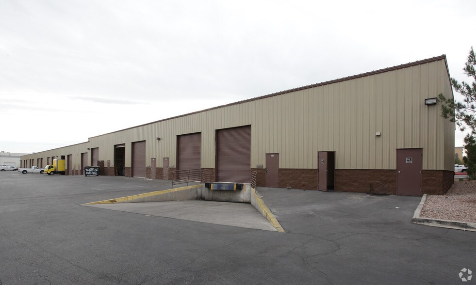 More Photos Of 5410 Cameron St, Las Vegas Office For Lease