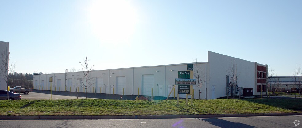 More Photos Of 8508-8542 Virginia Meadows Dr, Manassas Light Manufacturing For Sale
