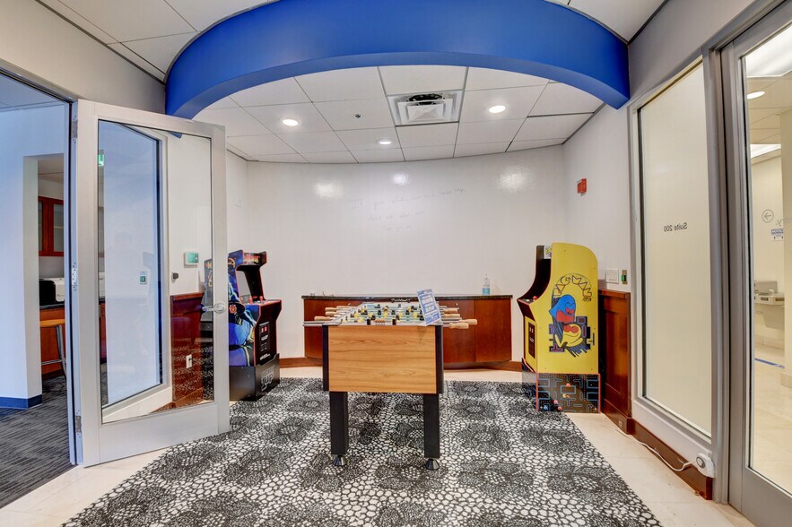 More Photos Of 1095 Broken Sound Pky, Boca Raton Office For Lease