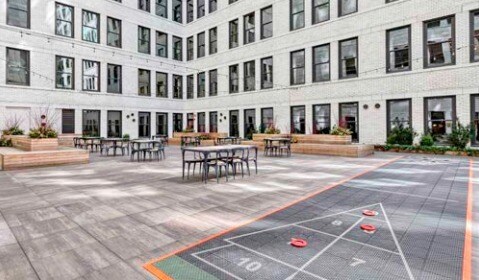 More Photos Of 125 S Clark St, Chicago Loft Creative Space For Lease