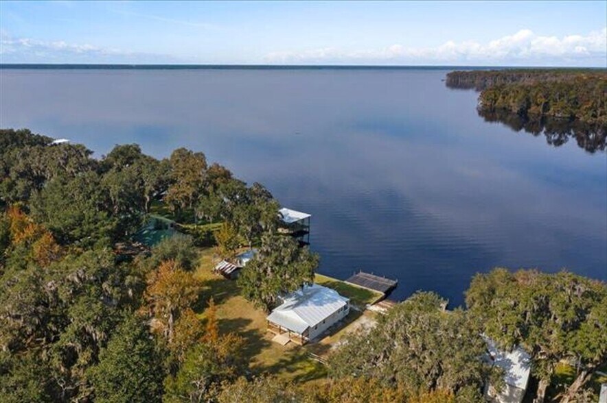 More Photos Of 13555 County Road 13 N, Saint Augustine Specialty For Sale