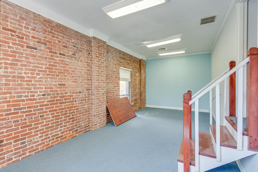 More Photos Of 4975 Little Mill Rd, Buford Warehouse For Sale