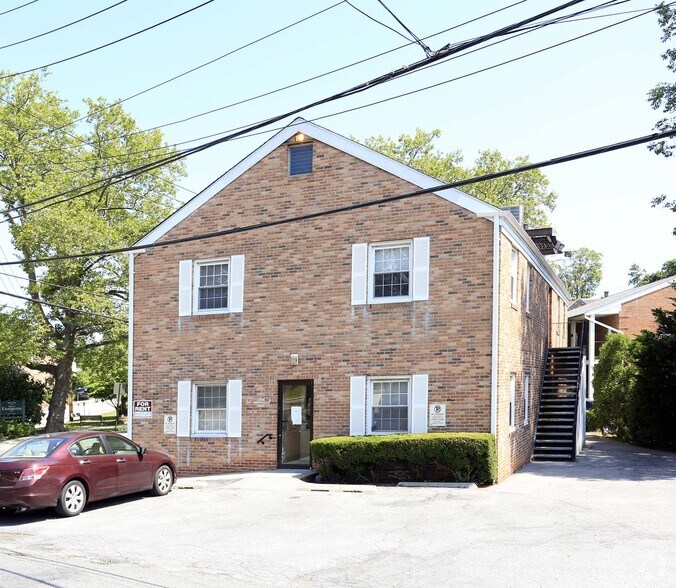 More Photos Of 270 White Plains Rd, Eastchester Medical For Lease