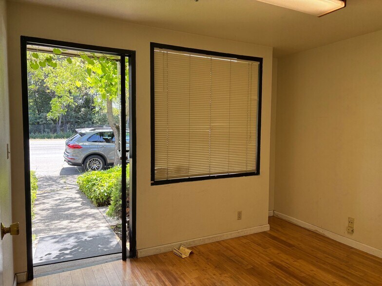 More Photos Of 1848-1852 W Imola Ave, Napa Research And Development For Sale