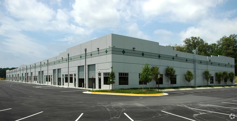 More Photos Of 11482-11518 Robertson Dr, Manassas Warehouse For Lease