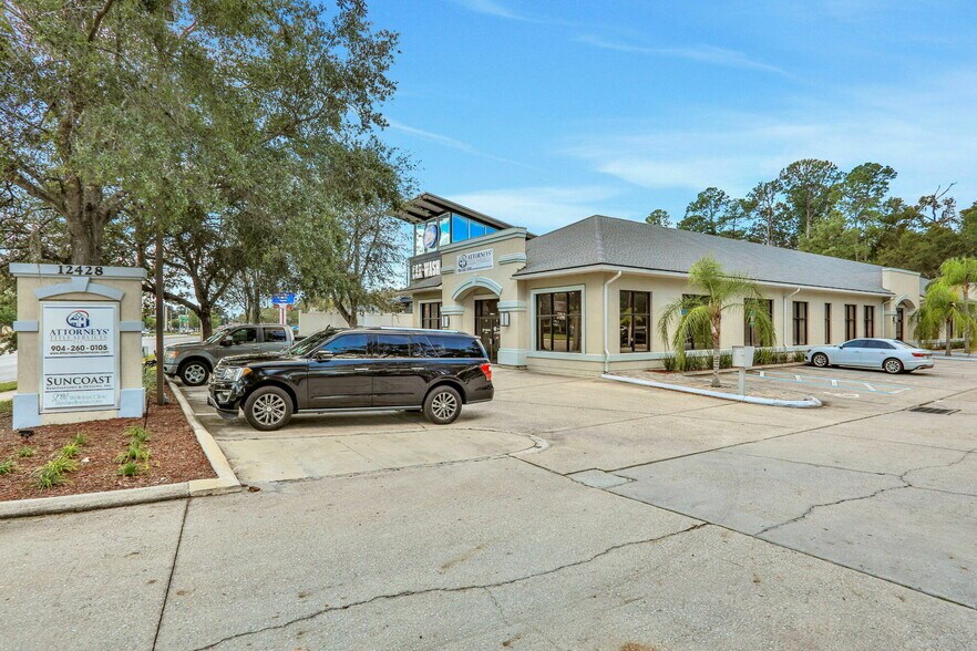 More Photos Of 12428 San Jose Blvd, Jacksonville Office For Sale