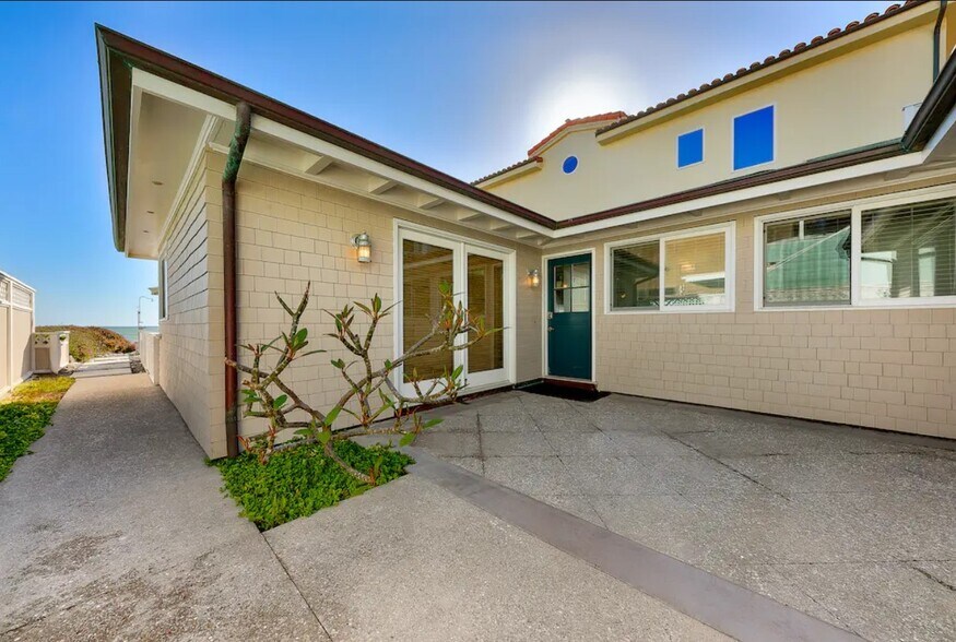 More Photos Of 35087 Beach Rd, Dana Point Apartments For Sale