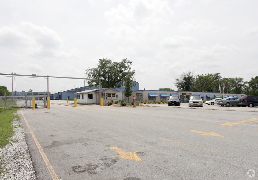 300 E Joe Orr Rd, Chicago Heights, IL 60411 Industrial For Lease