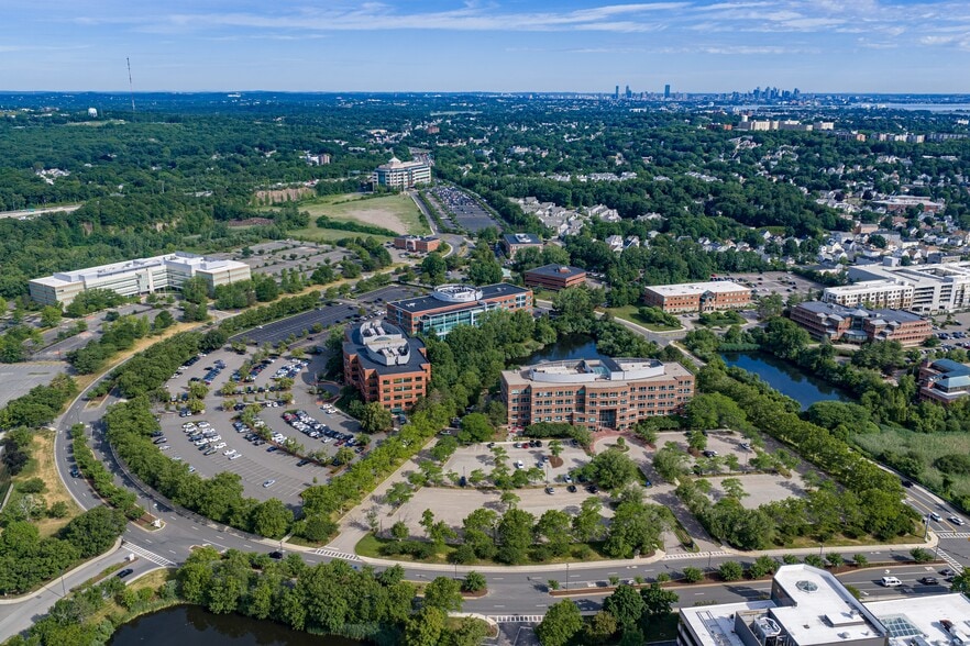 More Photos Of 300 Crown Colony Dr, Quincy Medical For Lease