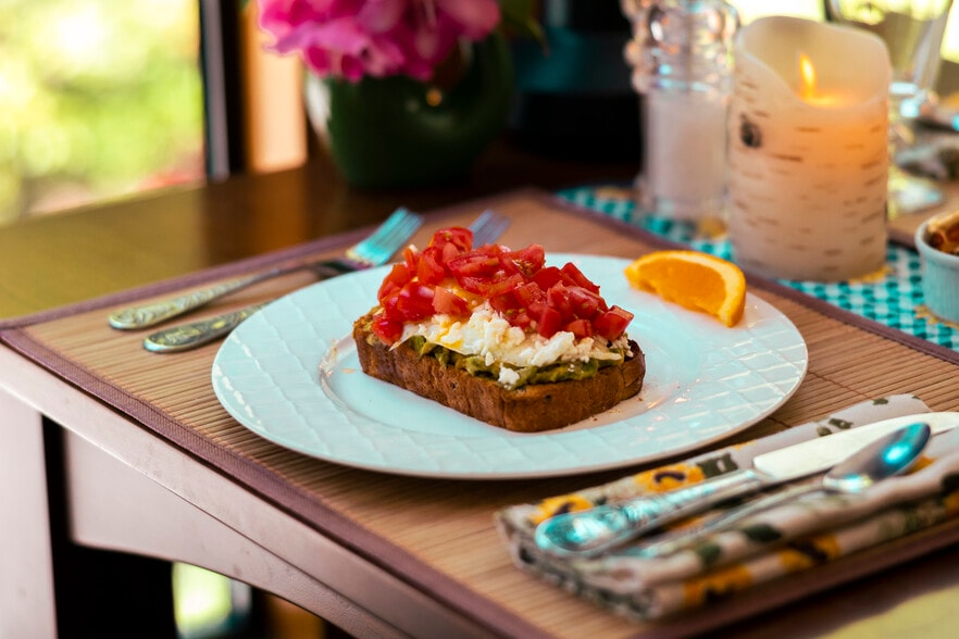 More Photos Of 49198 McKenzie Hwy, Vida Hospitality For Sale