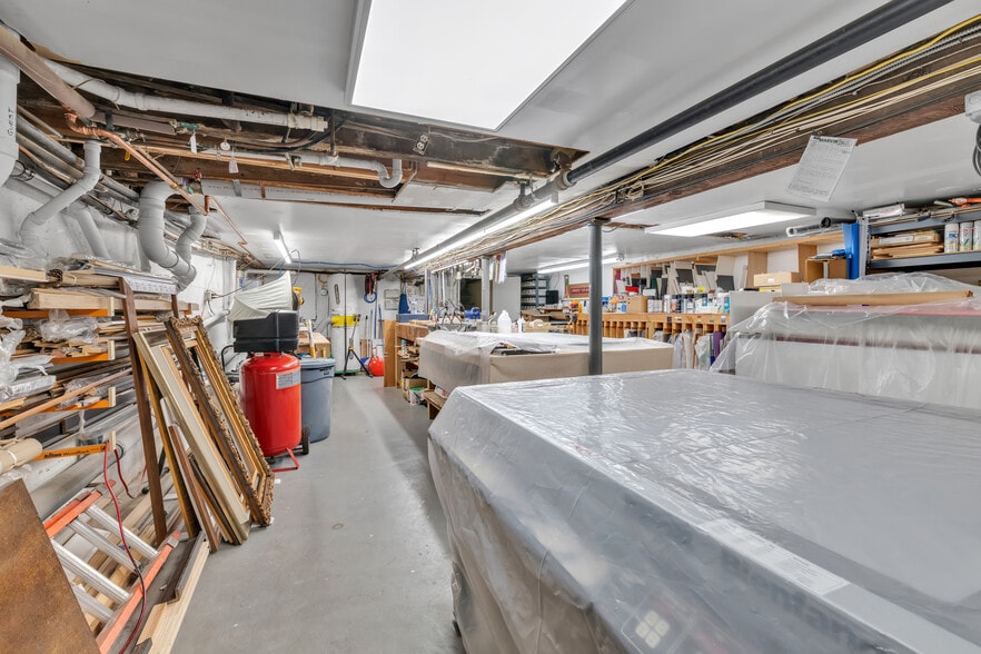 More Photos Of 322 Jericho Tpke, Floral Park Storefront Retail Residential For Sale