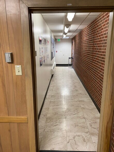 More Photos Of 3122 Poinsetta Dr, Colorado Springs Schools For Lease