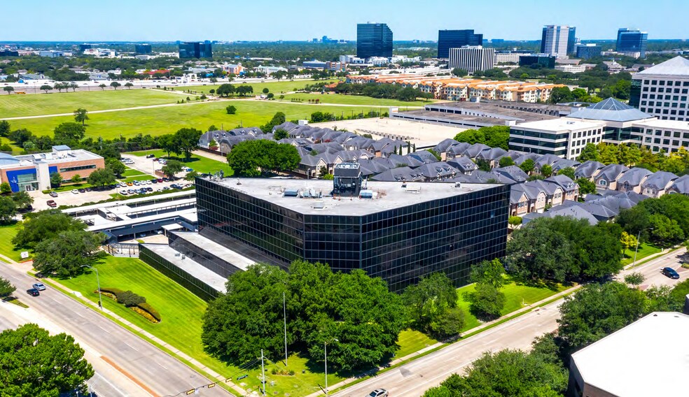 More Photos Of 10000 Richmond Ave, Houston Office For Lease