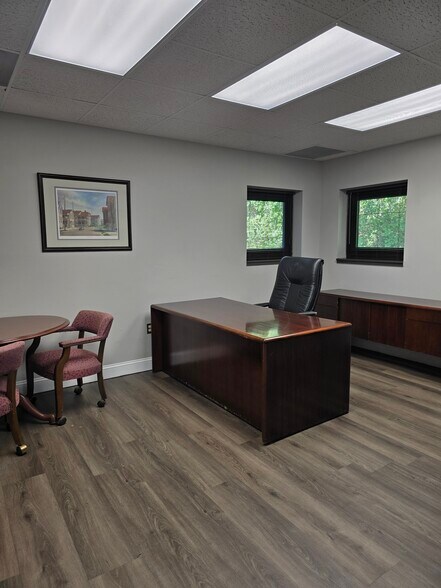 More Photos Of 400 Percival Rd, Columbia Office For Lease