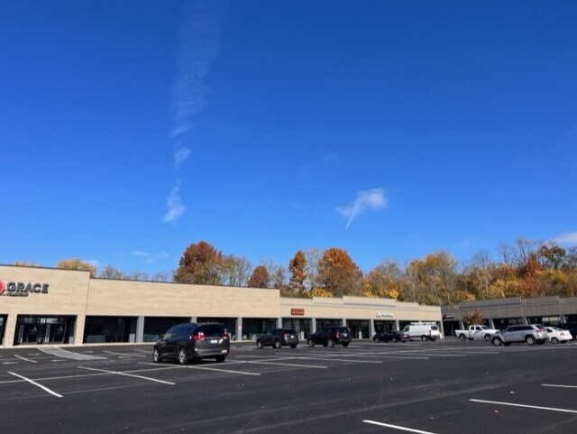 More Photos Of 90 Alexandria Pike, Fort Thomas Unknown For Lease