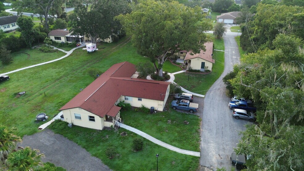 More Photos Of 37623 Camphor Dr, Dade City Apartments For Sale