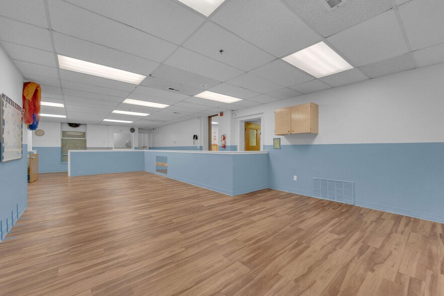 More Photos Of 309 Vine St, Camden Daycare Center For Sale