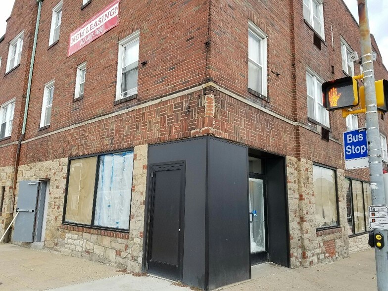 More Photos Of 4631-4653 Centre Ave, Pittsburgh Apartments For Lease