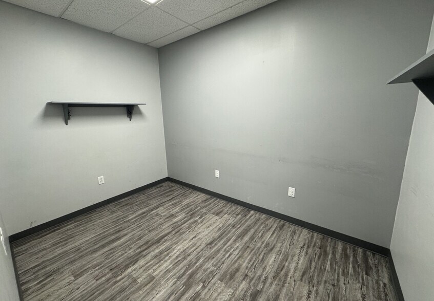 More Photos Of 5320 N Tarrant Pky, Fort Worth Unknown For Lease