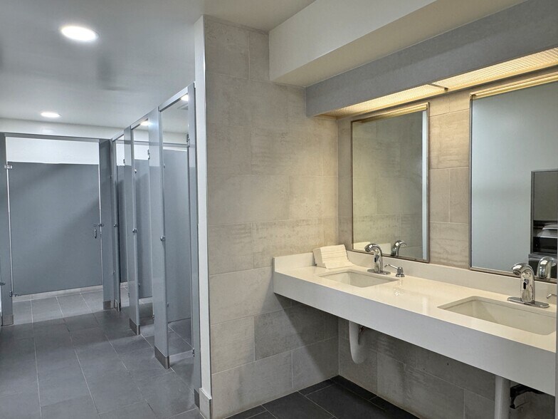 More Photos Of 22632 Golden Springs Dr, Diamond Bar Office For Lease