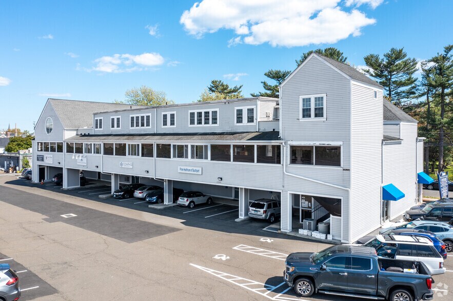 More Photos Of 2000 Post Rd, Fairfield Office For Lease