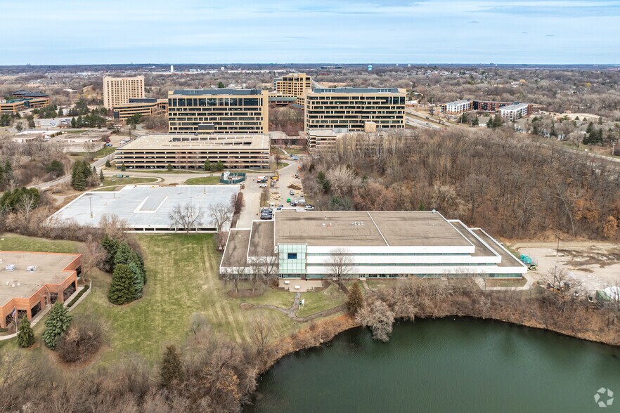 More Photos Of 9705 Data Park Dr, Minnetonka Office For Sale