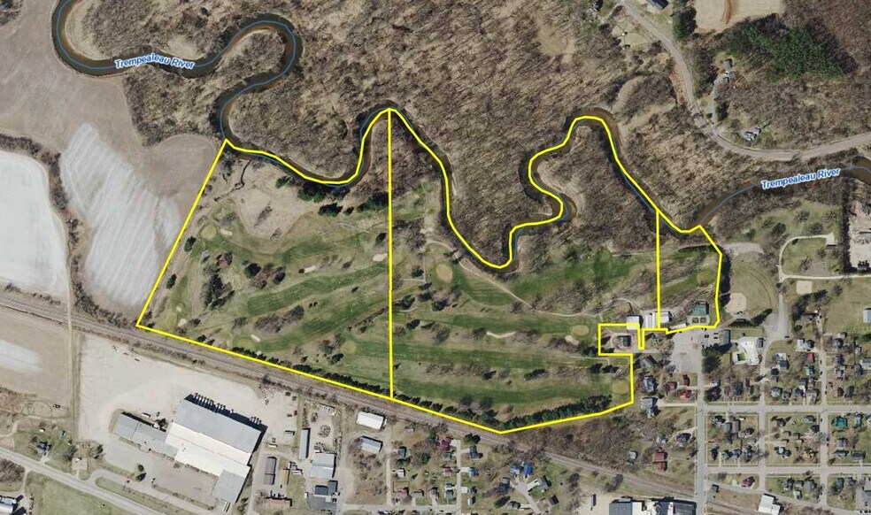 More Photos Of 36535 West St, Whitehall Golf Course Driving Range For Sale