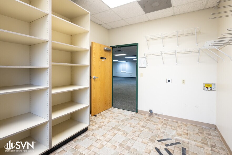 More Photos Of 1054 Center Dr, Richmond Office For Lease