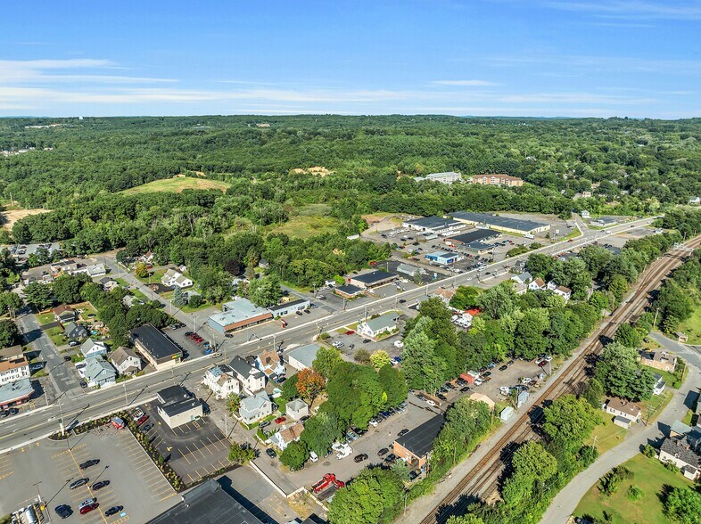 More Photos Of 359 Summer St, Fitchburg Storefront For Sale