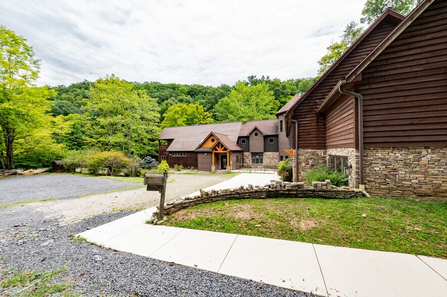 More Photos Of 3313 Four H Camp Rd, Morgantown Specialty For Sale