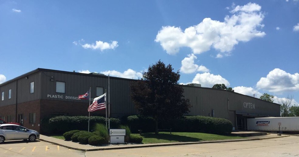 More Photos Of 1030 W Smith Rd, Medina Warehouse For Sale