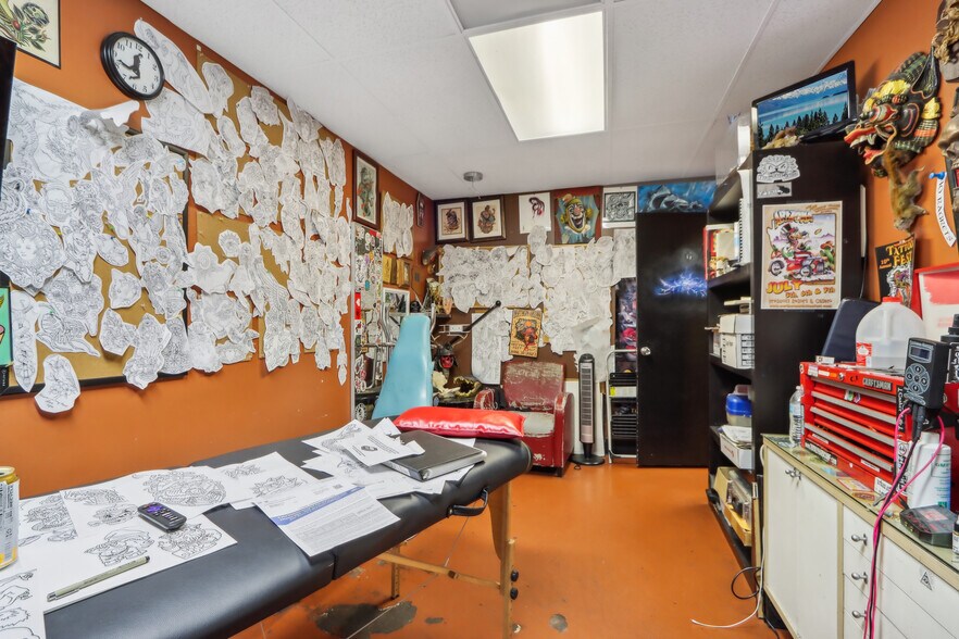 More Photos Of 443 W Main St, Mesa Storefront Retail Office For Sale