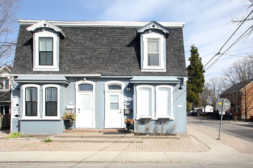 More Photos Of 10-12 Centre St, Markham Office Residential For Sale