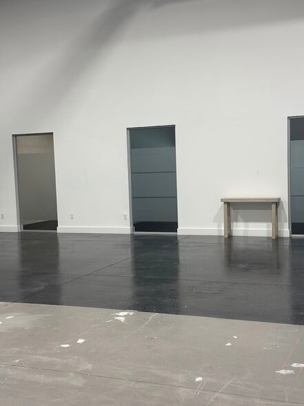 More Photos Of 161 Commerce Rd, Boynton Beach Warehouse For Sale