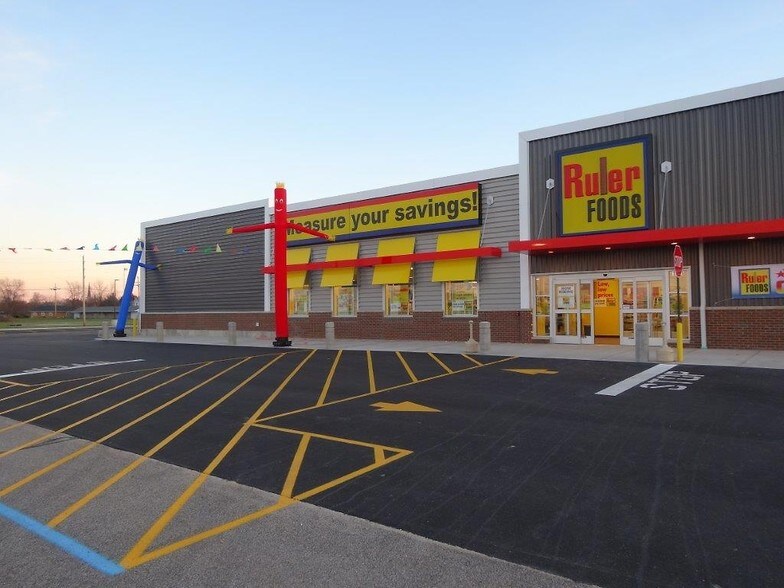 More Photos Of 1415-1451 E Wabash St, Frankfort Unknown For Lease