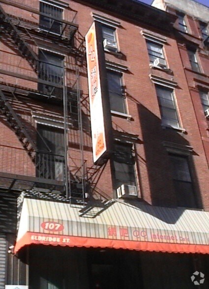 More Photos Of 105-107 Eldridge St, New York Apartments For Lease