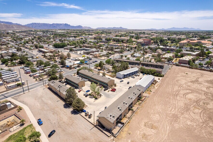 More Photos Of 2306 S Espina St, Las Cruces Apartments For Sale