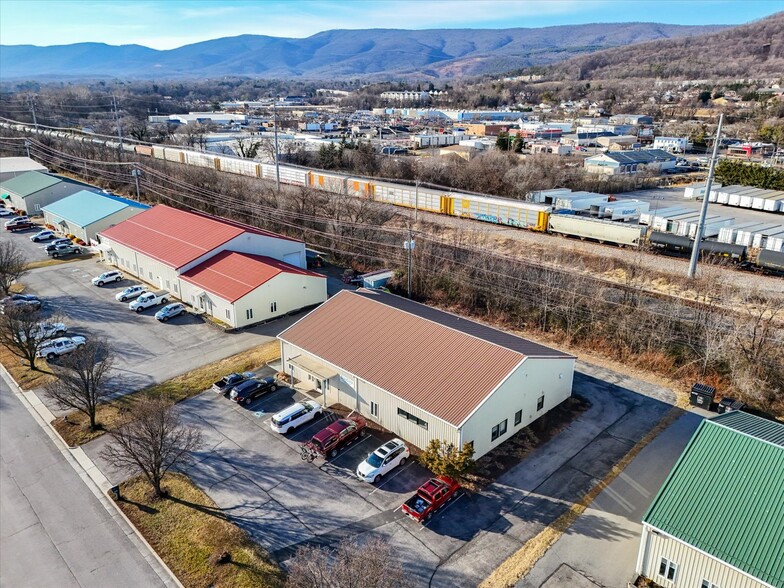 More Photos Of 1405 Mill Race Dr, Salem Industrial For Sale