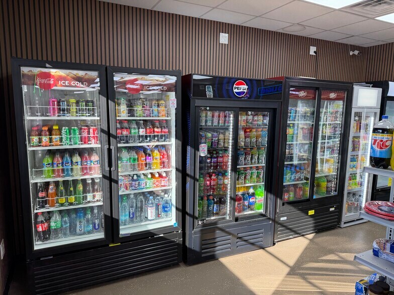 More Photos Of 1708 S Mobberly Ave, Longview Service Station For Sale