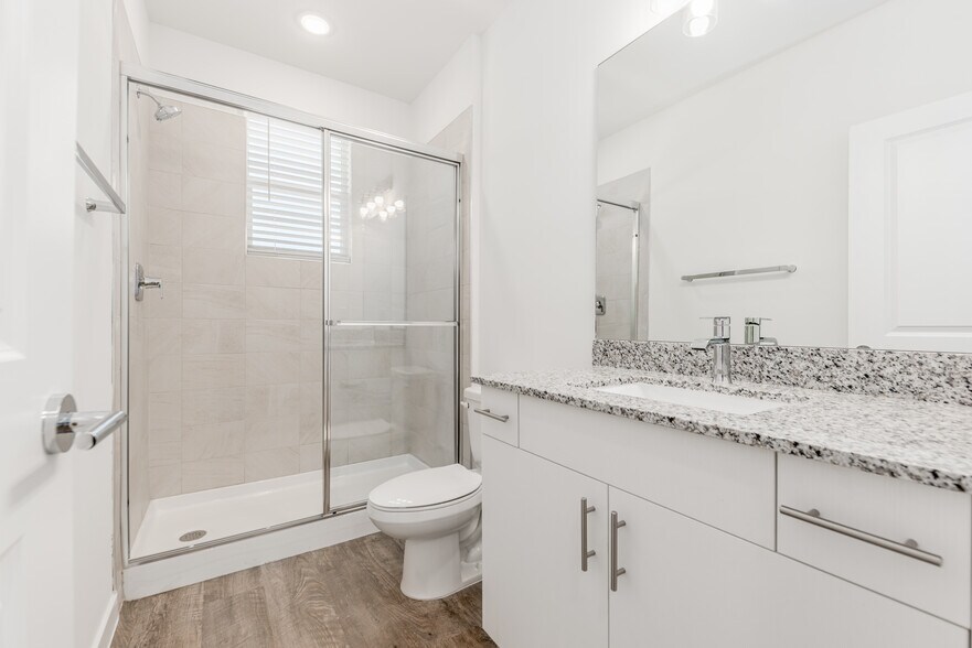 More Photos Of 1010 Dakota Dr, Jupiter Apartments For Lease