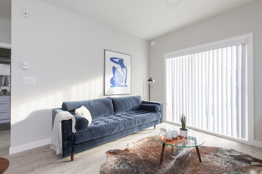 More Photos Of 4114 Crosland Pl, Duncan Apartments For Sale