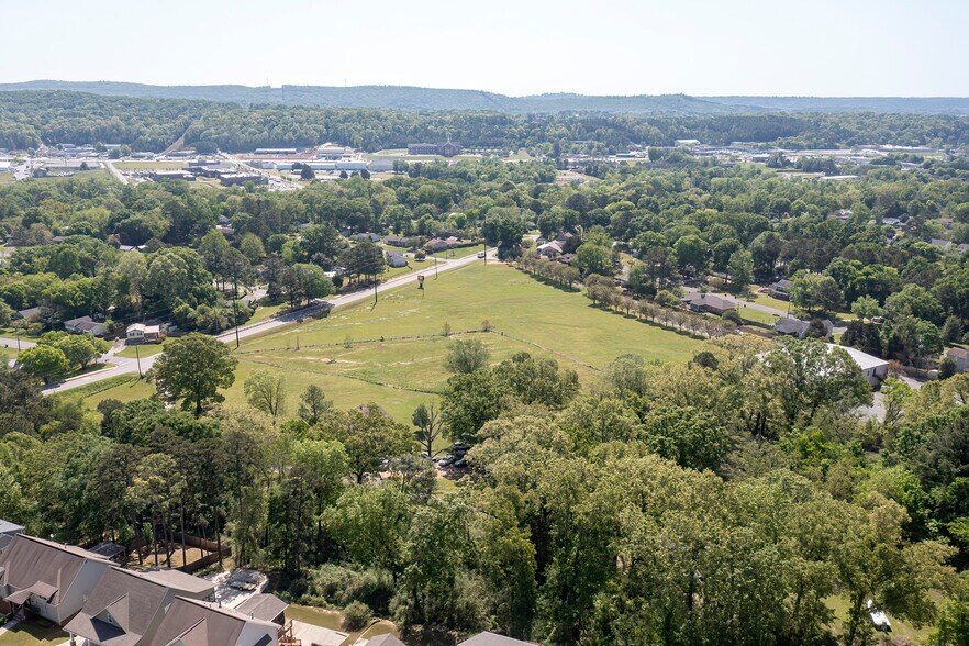 More Photos Of 419 Phillipians Blvd, Pelham Specialty For Sale