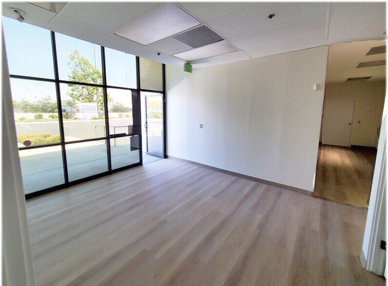 More Photos Of 521-529 S State College Blvd, Fullerton Unknown For Lease