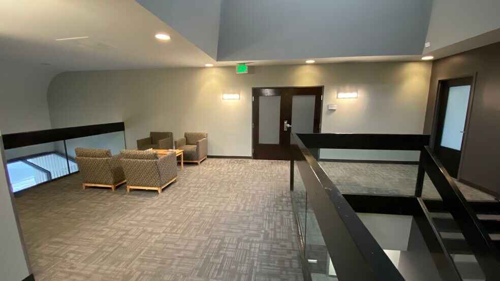 More Photos Of 6851 S Holly Cir, Centennial Office For Lease