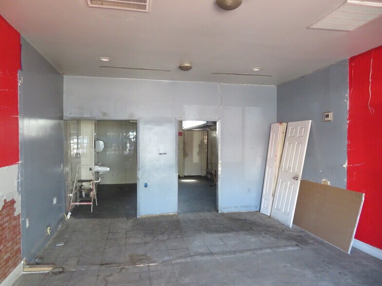 More Photos Of 3322-3324 Georgia Ave NW, Washington Storefront For Sale